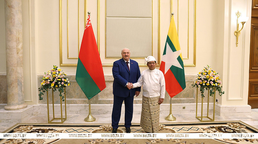 亚历山大·卢卡申科与敏昂莱