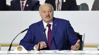 亚历山大·卢卡申科