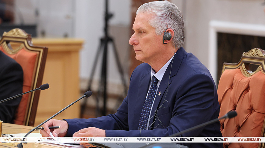 米格尔·迪亚斯-卡内尔·贝穆德斯