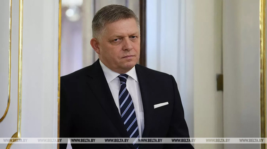 罗伯特·菲科 美联社图