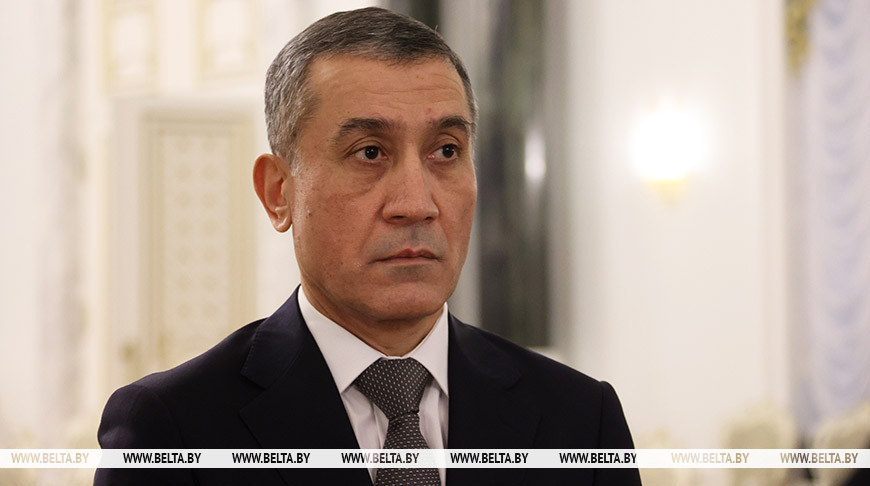 拉赫马图拉·纳扎罗夫 资料图