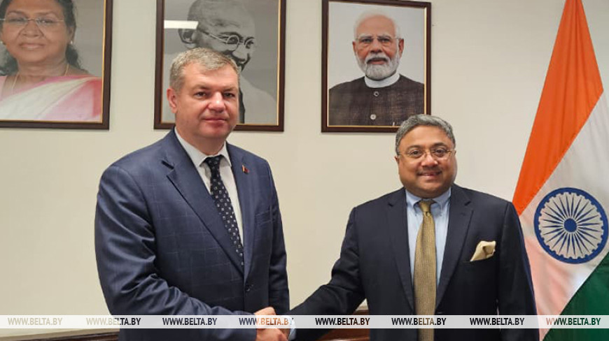 米哈伊尔·卡斯科和西比·乔治 图源：外交部