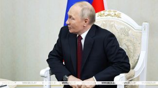 弗拉基米尔· 普京