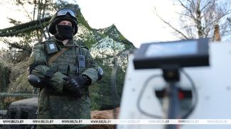 在与列佩尔地区武装力量领导层举行的一次作战会议上